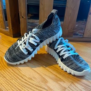 Bernie mev, black and white tie up/slip on sneakers, size 38.